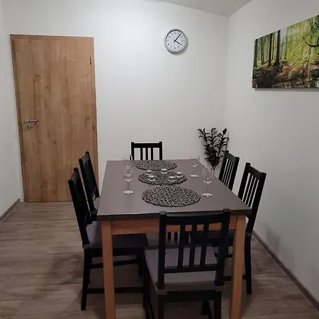 Velky Sophia Apartment *